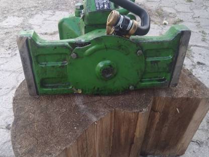 Bild 3:John Deere/Rockinger 840R (selbsttätige Anhängerkupplung)