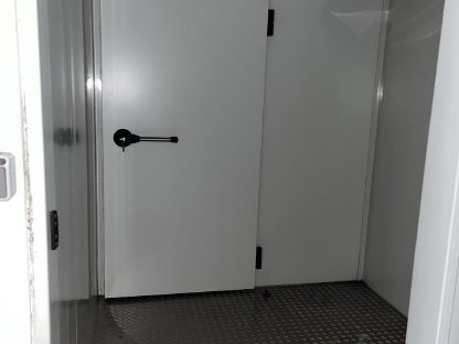 Bild 3:Kühl- und Gefrierhaus von Roma (Maße 4,07x2,06x2,38)