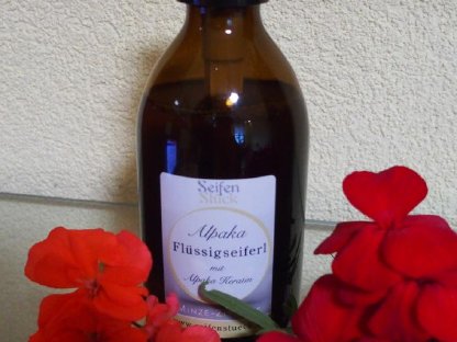 Bild 3:Alpaka Seifen, Haarseifen, Handseifen und Flüssigseifen
