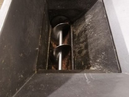 Bild 5:Wurstspritze Vakuum Handmann und Fleischwolf Laska