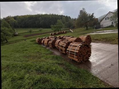 Brennholz weich in Bündeln