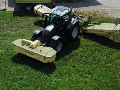 Bild 2:Mäharbeiten / Mähkombinationen / Lohnarbeit