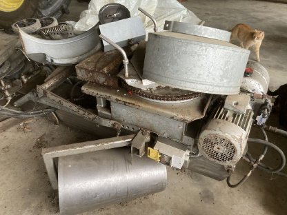 Bild 2:Niro-Silofräse