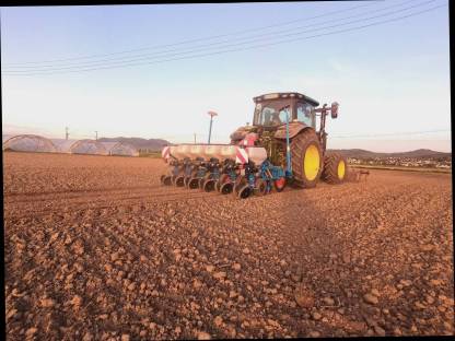 Bild 2:Biete diverse landwirtschaftliche Dienstleistungen