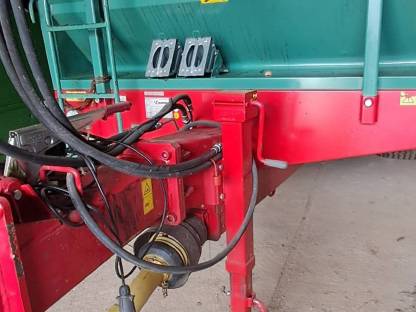 Bild 4:Farmtech Superfex 700