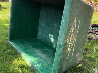 Bild 3:Weinpottich IBC Container