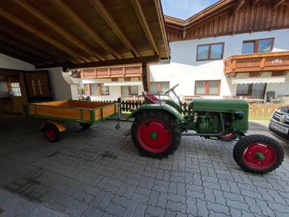 Bild 3:Oldtimer-Traktor