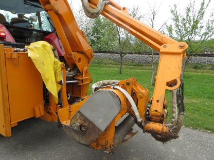 Bild 8:Verkauf CVX150 mit leicht gebrauchten Böschungsmähausleger