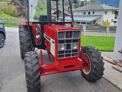 Traktor IHC 533 Allrad