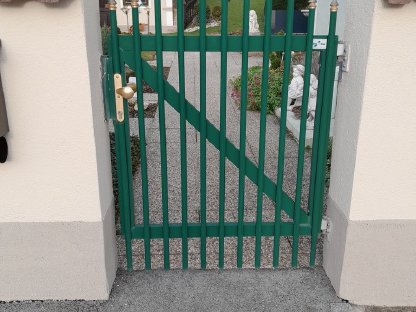 Bild 4:Einfahrtstor