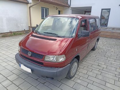 Bild 8:VW T5 Caravelle Transporter, 6-Sitzer, 2,5 l mit 102 PS