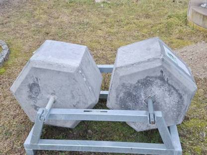 Bild 2:Frontgewichte von 400 kg bis 750 kg