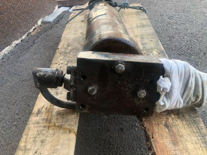 Bild 3:Kipperzylinder 4-stufig