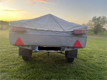 Bild 2:DDR Anhänger HP 750 – gut erhalten, mit TÜV, EZ 1975