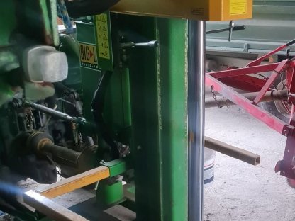 Bild 2:Holzspalter Big Lift 24 t