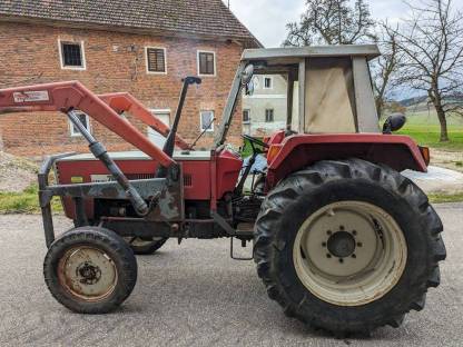 Bild 3:Steyr 760 mit Frontlader