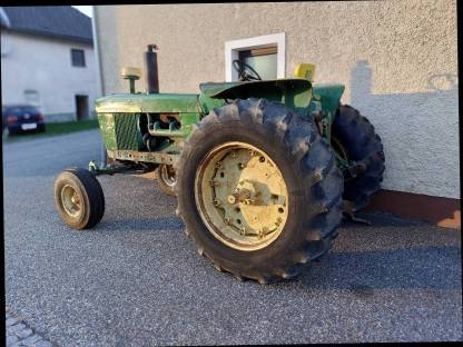 Bild 2:John Deere 4020 Powershift