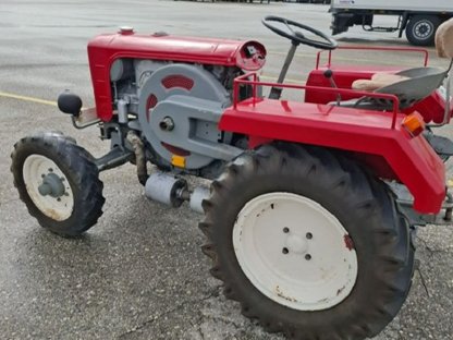 Bild 7:Lindner Oldtimer Traktor