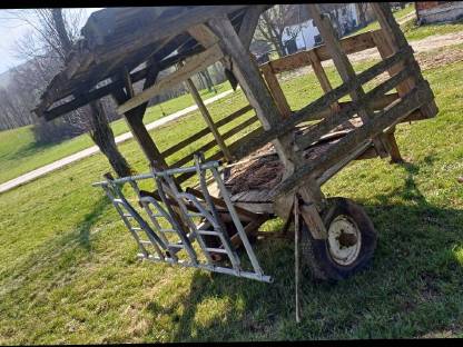 Bild 4:Weidewagen, Futterraufe