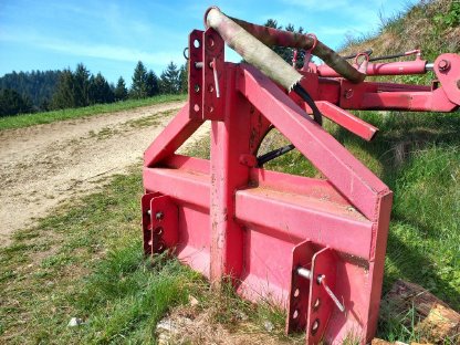 Bild 6:Holzzange/Rückezange