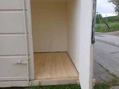 Bild 2:Container für Speicher
