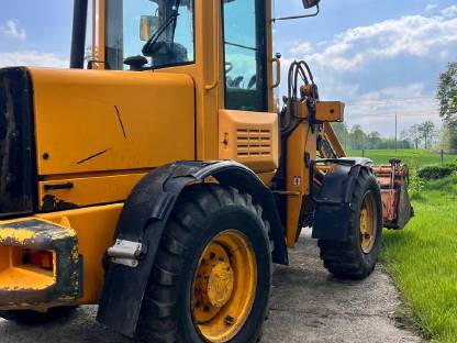 Bild 4:JCB 411 HT