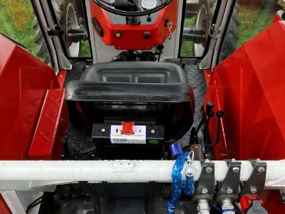 Bild 8:Steyr 8075 Allrad + Quicke 2000 Frontlader