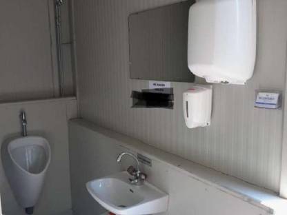 Bild 8:WC Wagen / Container