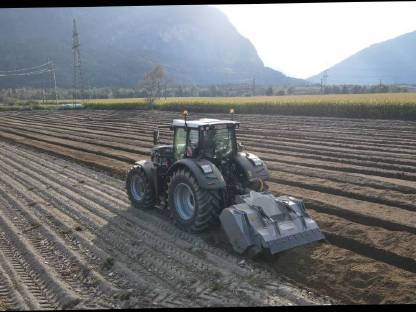 Bild 7:Rekultivierungsarbeiten und Fräsarbeiten