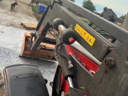 Bild 2:Hauer Frontlader POM P2K Oberrahmen