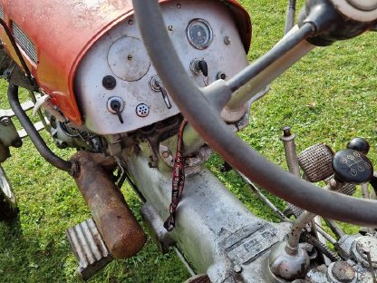 Bild 4:Oldtimer Traktor Lindner LW 20 N