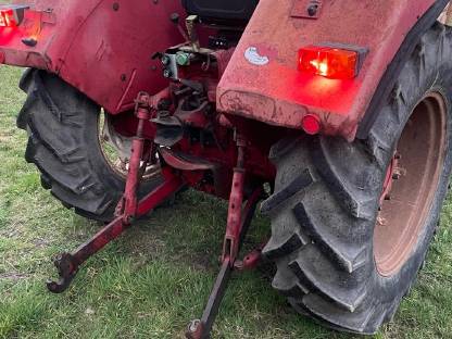 Bild 4:IHC 744s Hinterrad Case IH ohne Allrad hydr. Lenkung