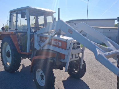Bild 3:Steyr 8070 mit Frontlader