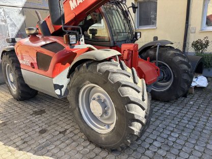 Bild 3:Manitou MT 1033 HLT Teleskoplader