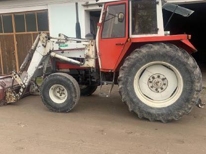 Bild 3:Steyr 8090 mit Frontlader