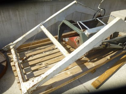 Bild 2:Frontlader Steyr Plus 30