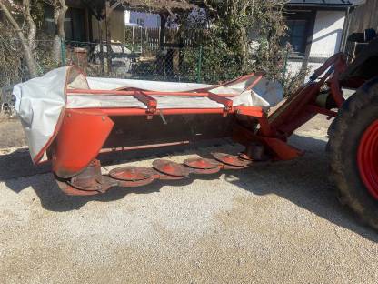 Bild 9:Kuhn Scheibenmähwerk GMD 66 Select