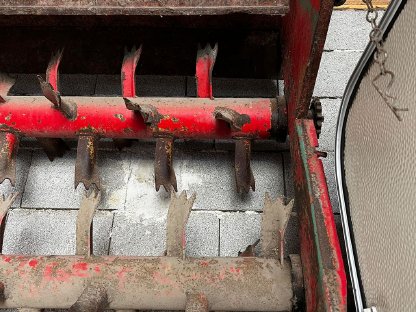 Bild 8:Miststreuer Kirchner Type 55 Nutzlast 5.500 kg, neu lackiert