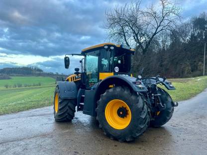 Bild 6:JCB Fastrac 4220