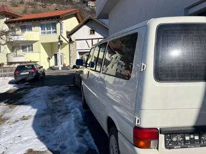 Bild 2:VW Bus T4