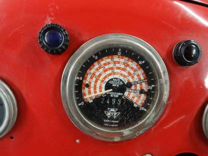 Bild 2:Massey-Ferguson 30