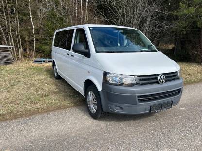 Bild 2:VW T5, 9-Sitzer