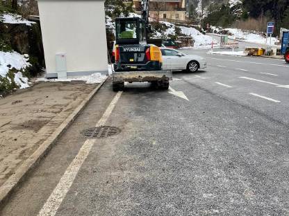 Bild 2:Baggerarbeiten