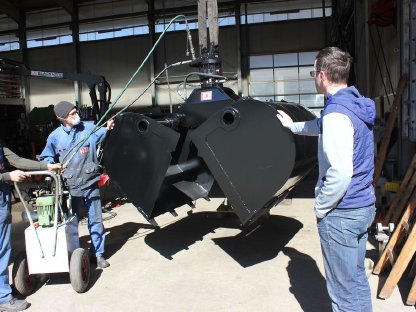 Bild 2:Hackschnitzelgreifer, Getreidegreifer 1.200 l