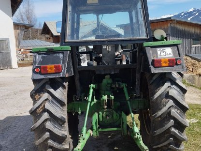 Bild 2:John Deere 3130