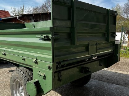 Bild 6:Miststreuer Kirchner Type 55 Nutzlast 5.500 kg, neu lackiert