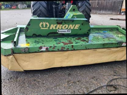 Bild 4:Krone Frontmähwerk Easy Cut 32P