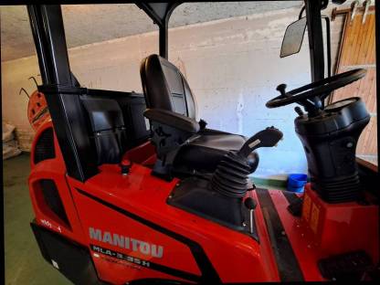 Bild 6:Manitou Kompaktradlader MLA 3-35H