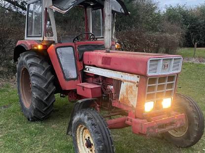 Bild 2:IHC 744s Hinterrad Case IH ohne Allrad hydr. Lenkung