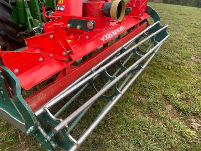 Bild 6:Vogel und Noot Kreiselegge TM 250 mit Huckepack